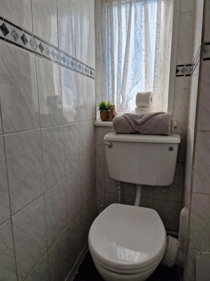 Double Room With Excellent Views - Central Лондон Экстерьер фото
